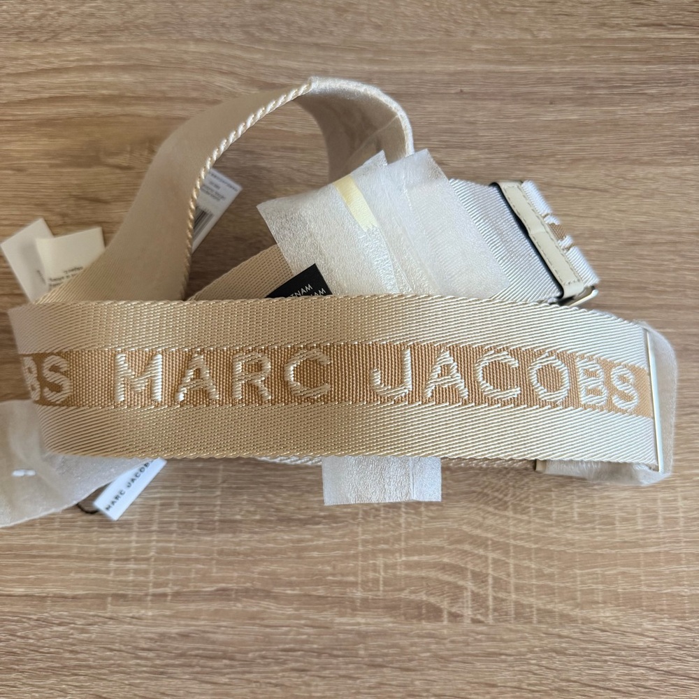 New Marc Jacobs Cream and White Logo Strap - Picture 4 of 9